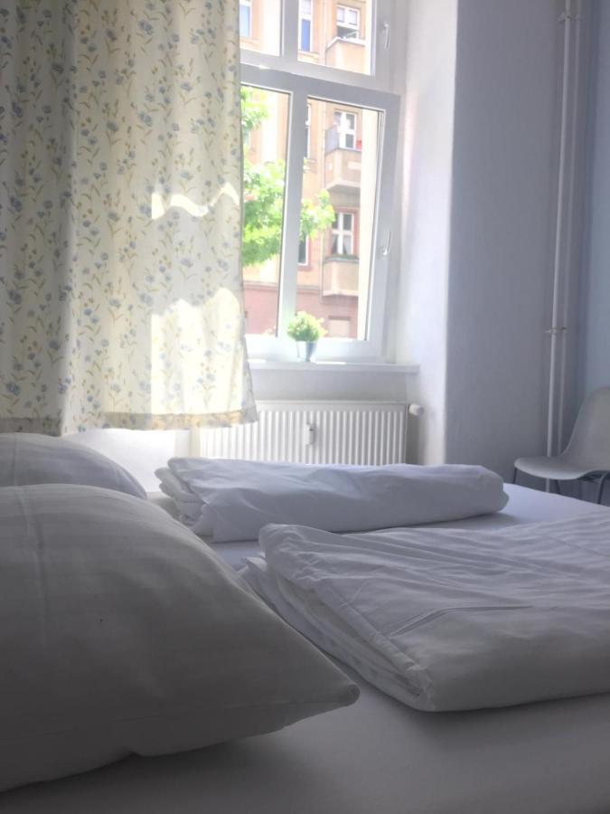 Corner Hostel Berlin Prenzlauer Berg Ngoại thất bức ảnh
