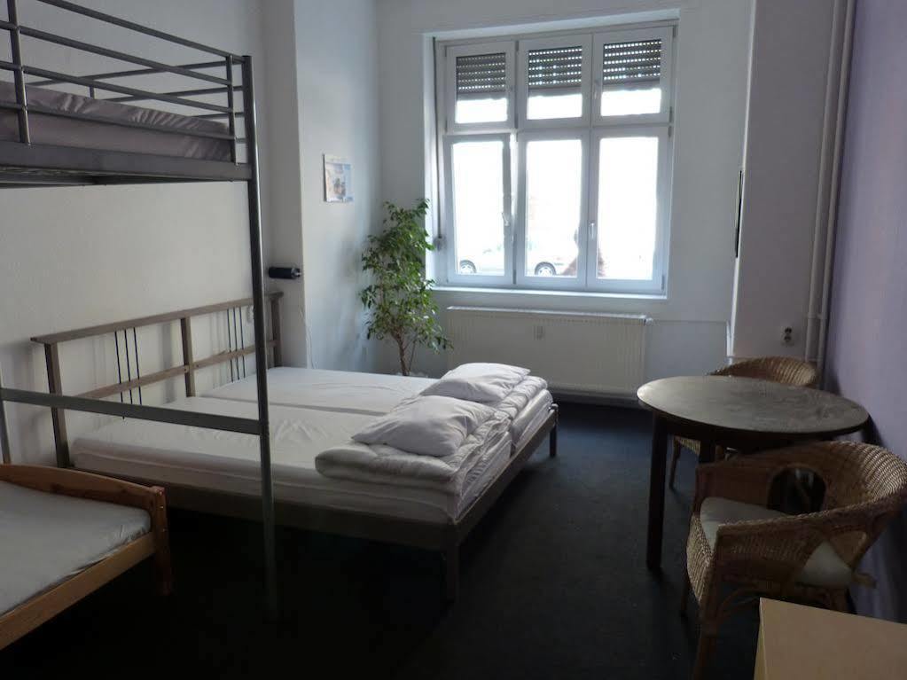 Corner Hostel Berlin Prenzlauer Berg Ngoại thất bức ảnh